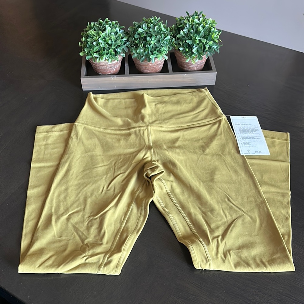 NWT LULULEMON Align HR Pant 25”